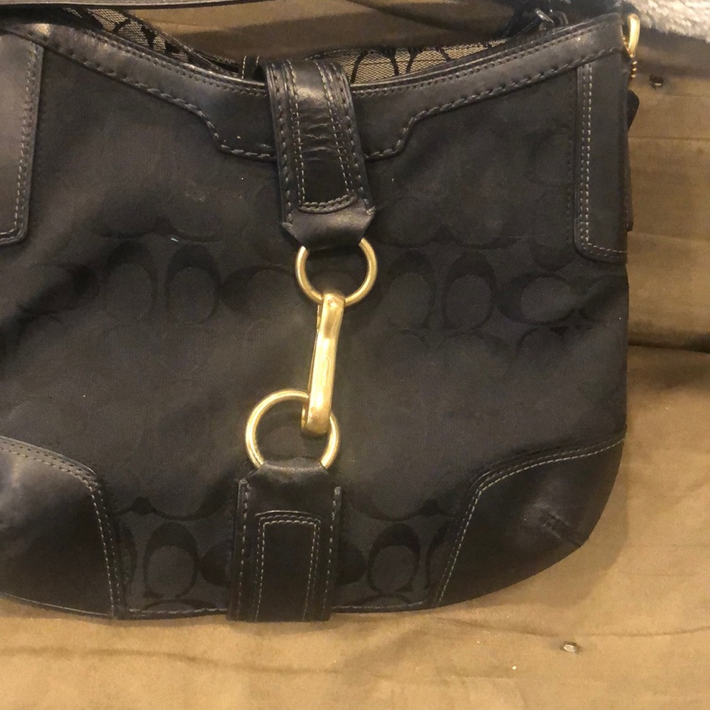 Authentic coach canvas in signature black